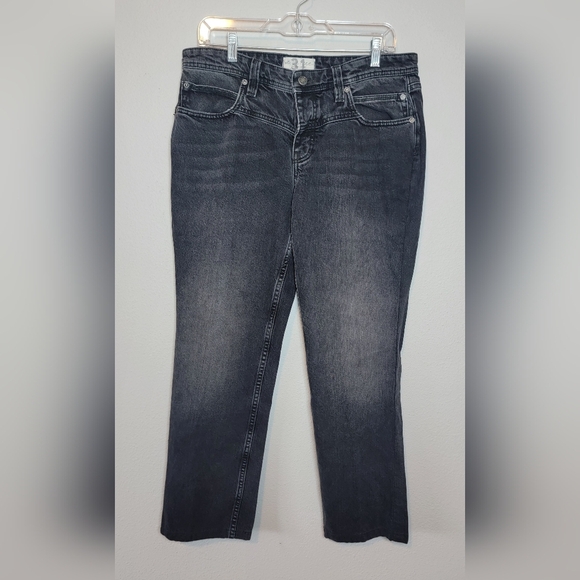 We The Free Shelby Low Rise Boyfriend Jeans Straight Leg, Black Size 31 - Picture 2 of 5